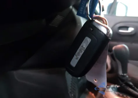 2017 Jeep Renegade Latitude Fwd z USA, uszkodzony, nr VIN ZACCJABB9HPG59344